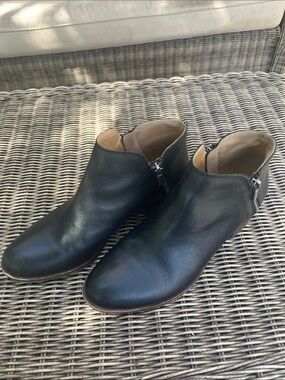 Lucky Brand Black Leather Ankle Booties with Side Zip